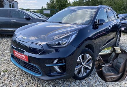 Продам Kia Niro ПідгрівсидінькермаСліпізониJBL 2020 року у Львові
