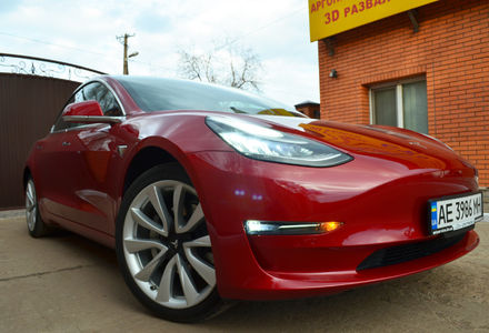 Продам Tesla Model 3 Long Range 2018 года в г. Кривой Рог, Днепропетровская область