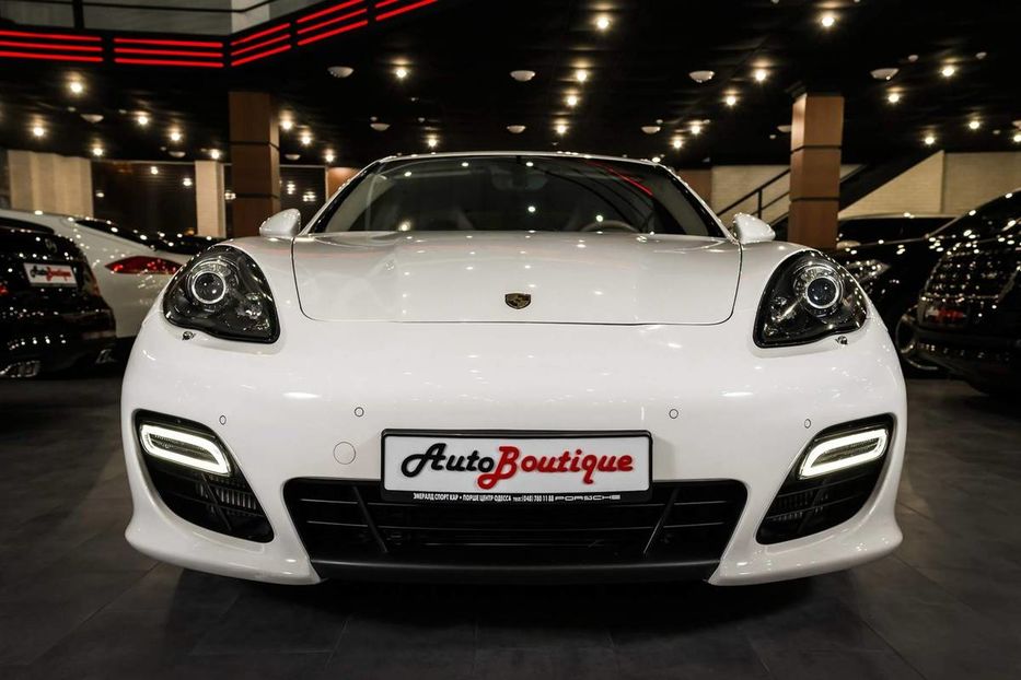 Продам Porsche Panamera Turbo 4.8 2011 года в Одессе