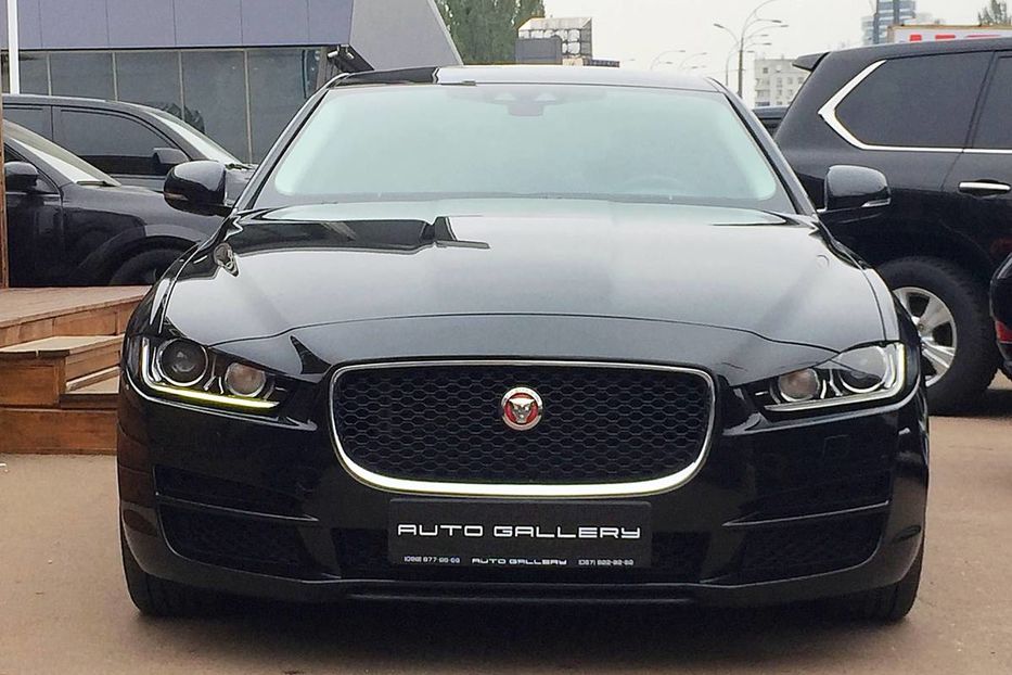 Продам Jaguar XE 2015 года в Киеве
