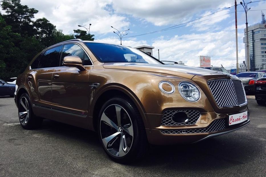 Продам Bentley Bentayga FIRST EDITION 2017 года в Киеве