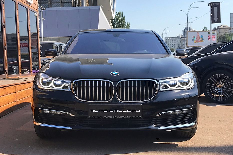 Продам BMW 730 Long Diesel individual  2016 года в Киеве