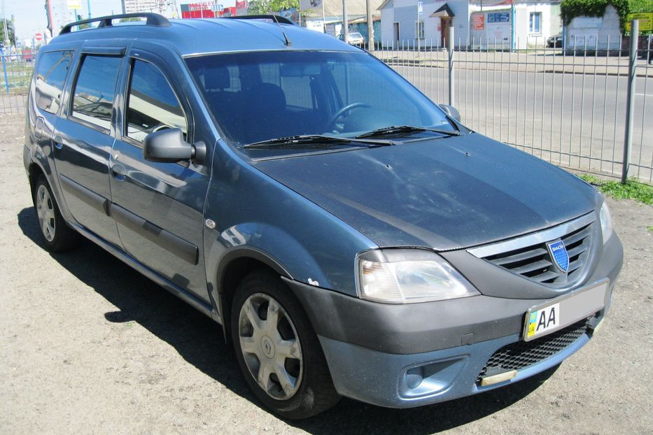 Продам Dacia Logan MCV 2008 года в Киеве