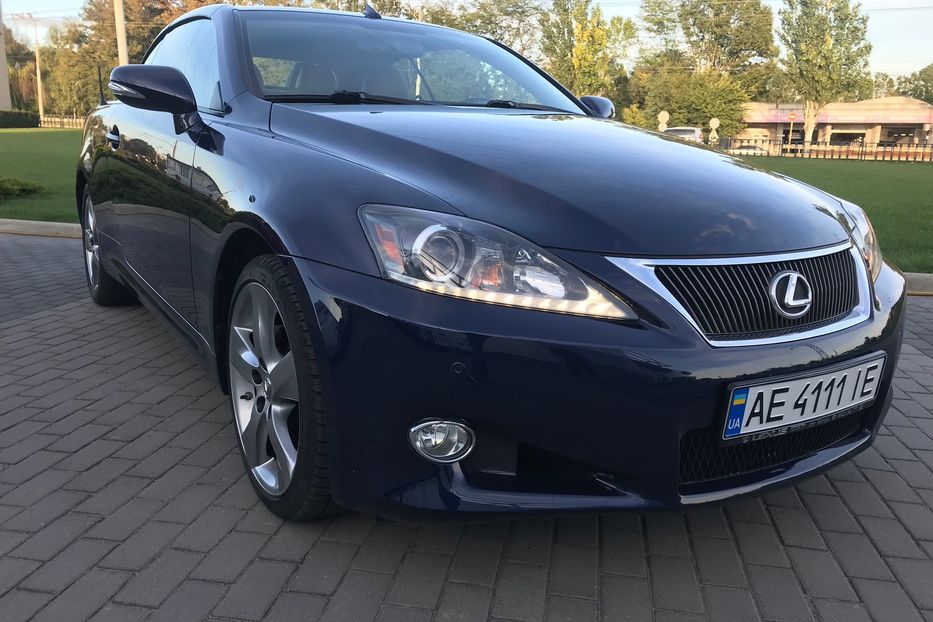 Lexus is 350 Cabrio 2010