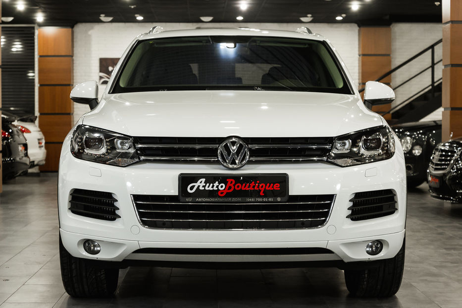 Продам Volkswagen Touareg 2013 года в Одессе