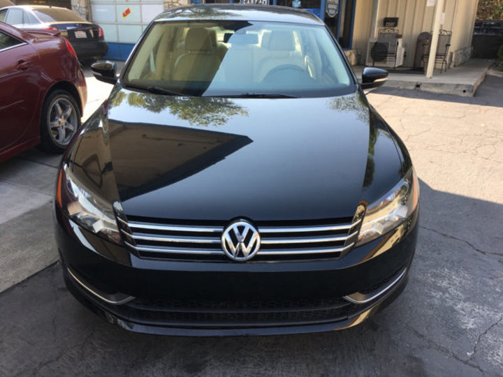 Продам Volkswagen Passat B7 2.5 AT 2012 года в г. Мариуполь, Донецкая область