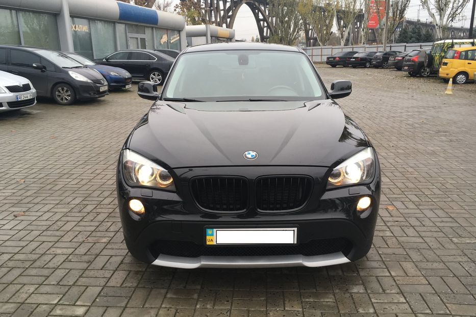 Продам BMW X1 2,0 D AT 2010 года в г. Мариуполь, Донецкая область