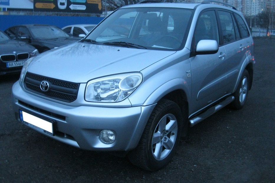 Продам Toyota Rav 4 2004 года в Киеве