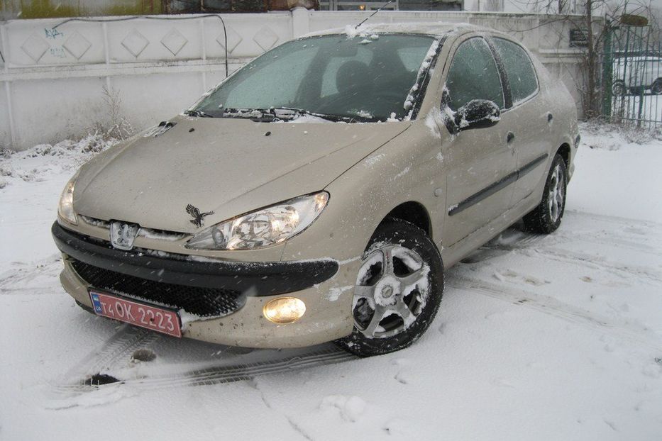 Продам Peugeot 206 2007 года в Киеве