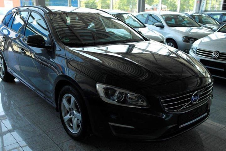 Продам Volvo V60 2.0 D 2015 года в Черкассах