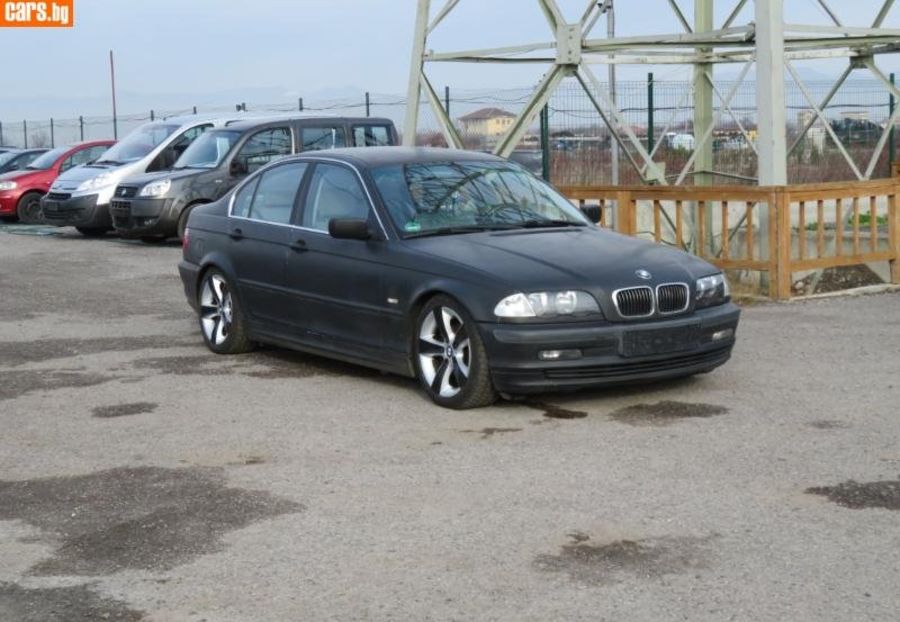 Продам BMW 323 2.5i 1999 года в Одессе