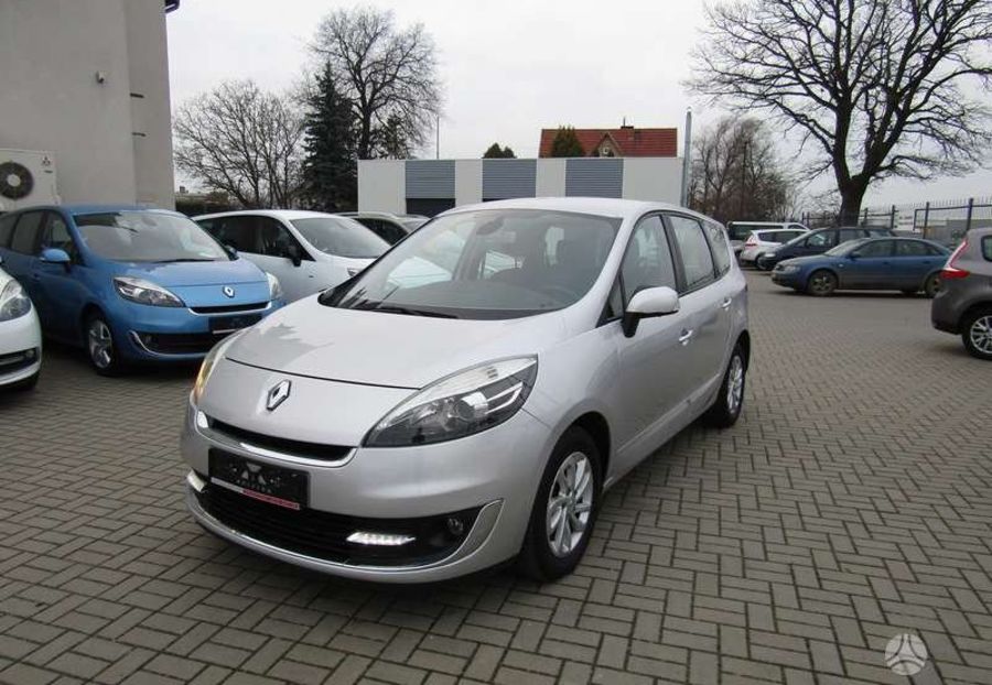 Продам Renault Grand Scenic 2013 года в Ивано-Франковске