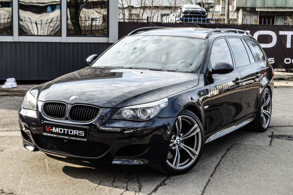 Продам BMW M5 Touring 2008 року у Києві