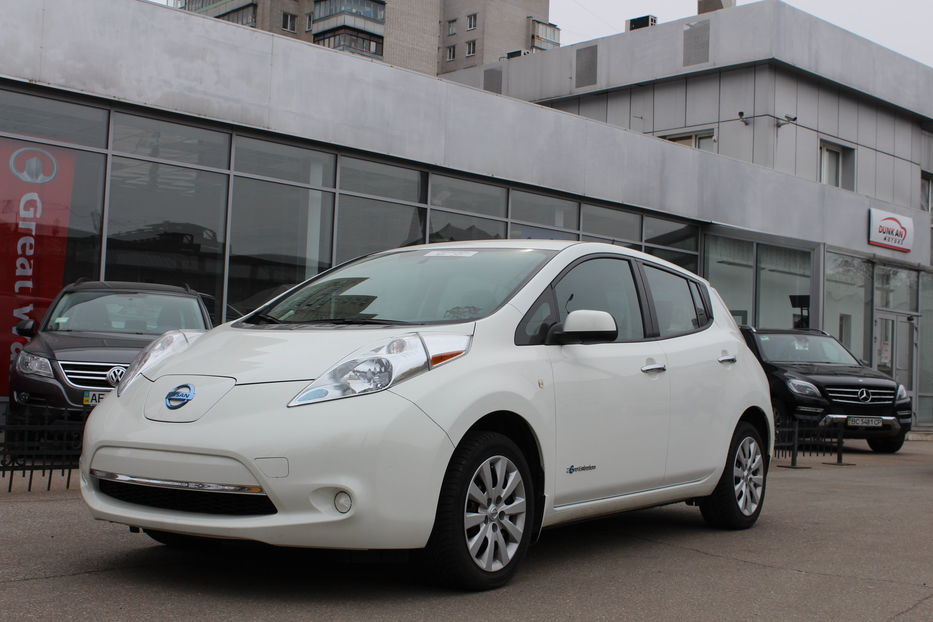 Продам Nissan Leaf S 2015 года в Киеве
