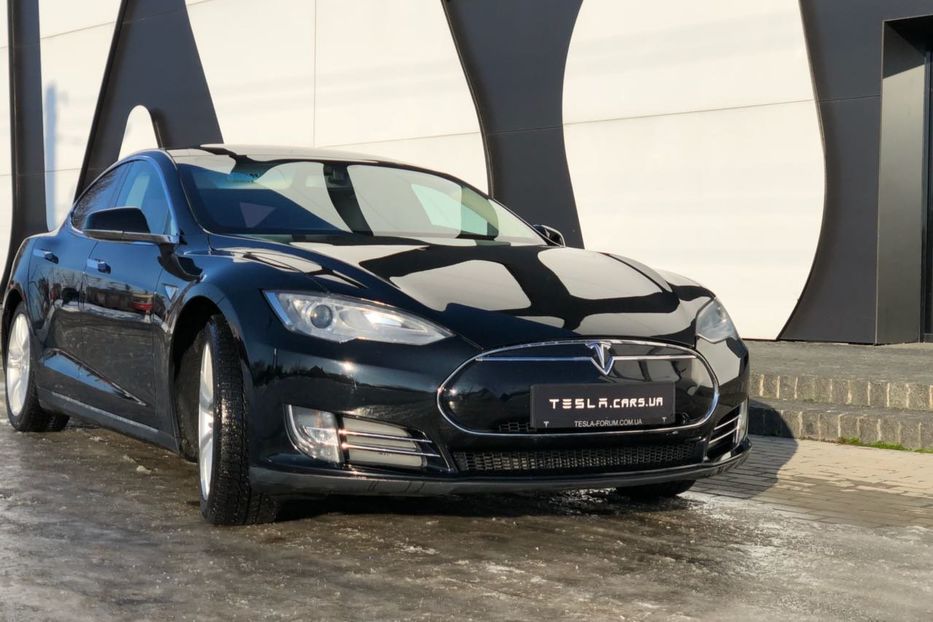 Продам Tesla Model S 85 2013 года в Киеве