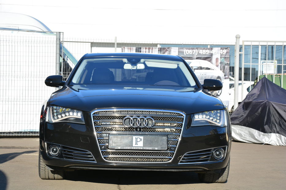 Продам Audi A8 2012 года в Одессе