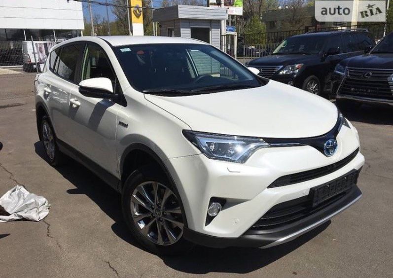 Продам Toyota Rav 4 DRIVE  2017 года в Одессе