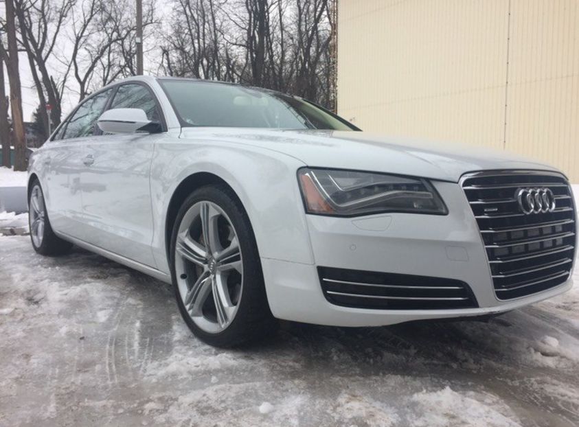 Продам Audi A8 2014 года в Днепре