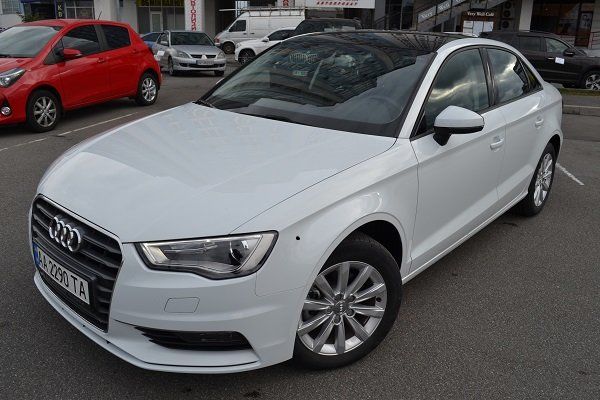 Продам Audi A3 2015 года в Киеве