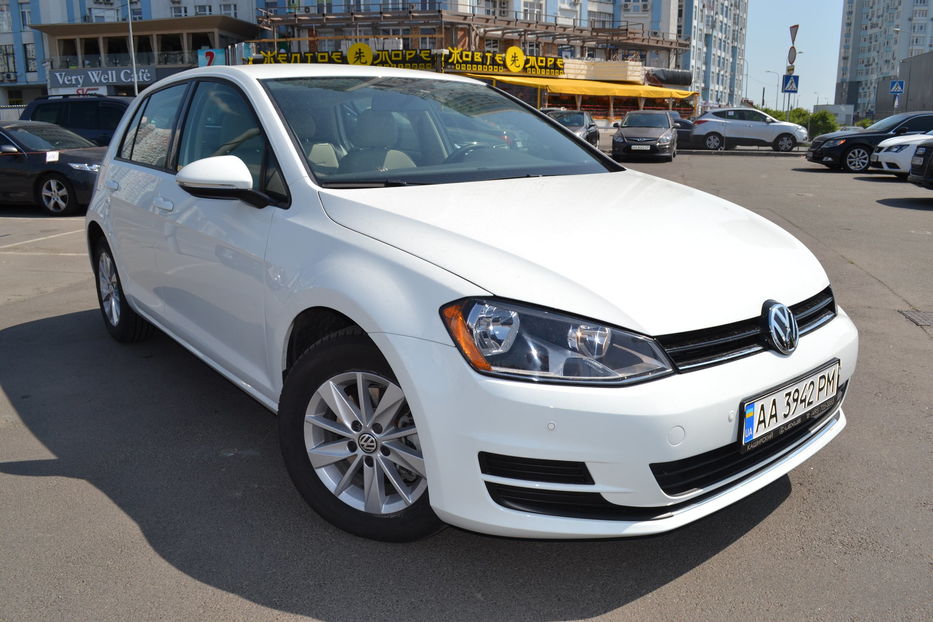 Продам Volkswagen Golf VII 2016 года в Киеве