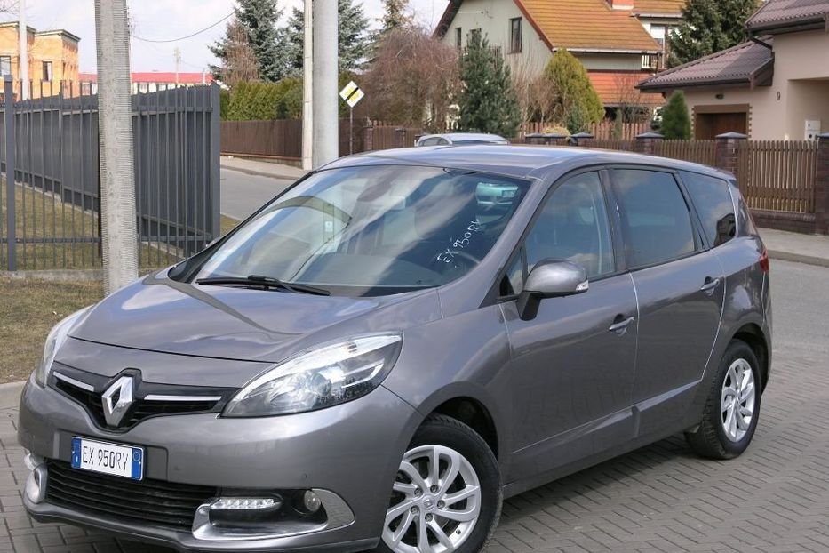 фото renault grand scenic онлайн фото renault grand scenic