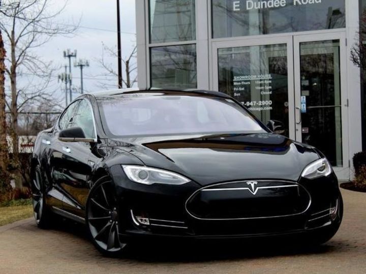 Продам Tesla Model S 2014 года в г. Кривой Рог, Днепропетровская область
