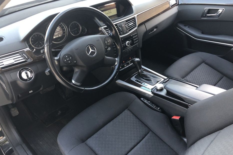 Продам Mercedes-Benz E-Class CDI 2009 года в Днепре