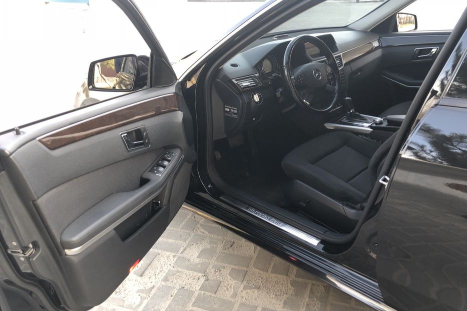 Продам Mercedes-Benz E-Class CDI 2009 года в Днепре