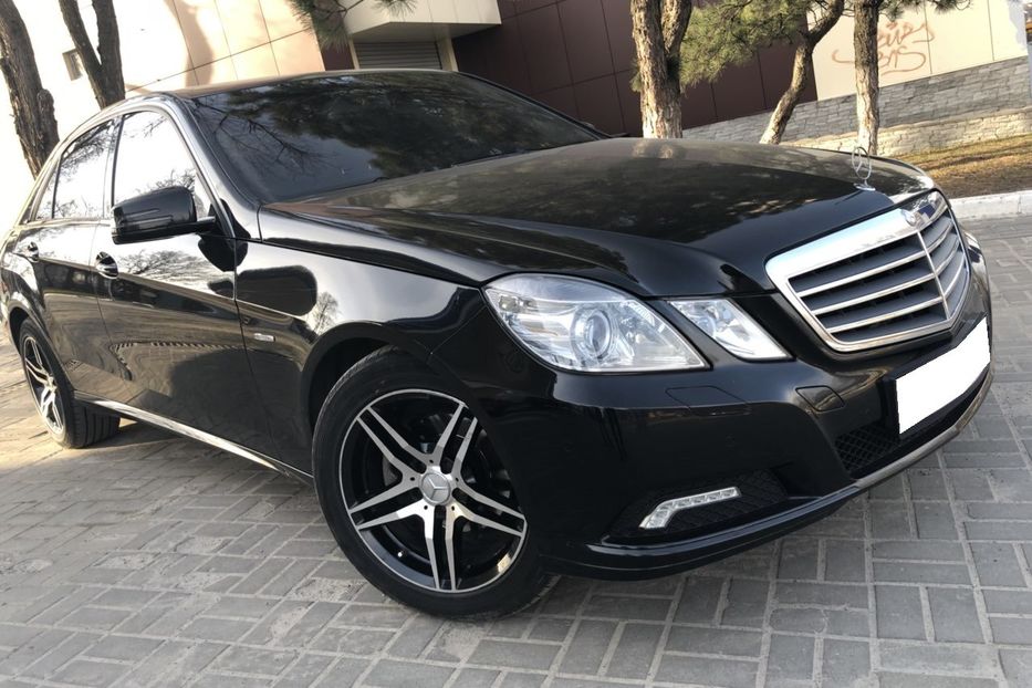 Продам Mercedes-Benz E-Class CDI 2009 года в Днепре