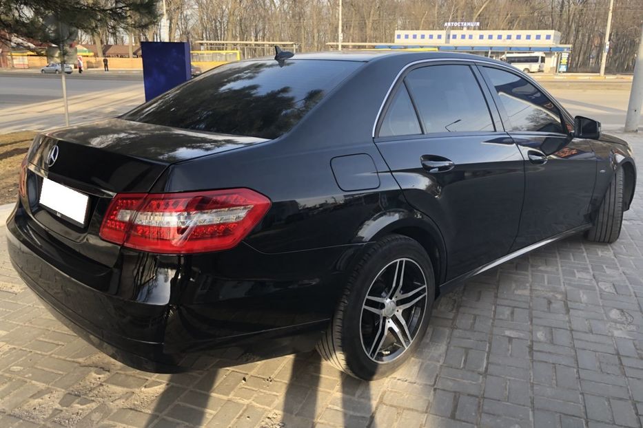 Продам Mercedes-Benz E-Class CDI 2009 года в Днепре