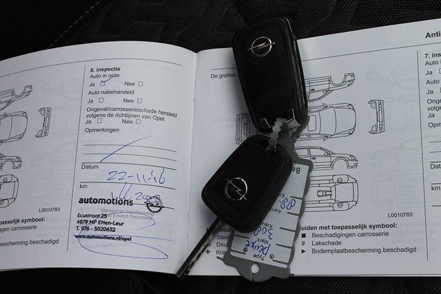 Продам Opel Astra J 2013 года в Львове