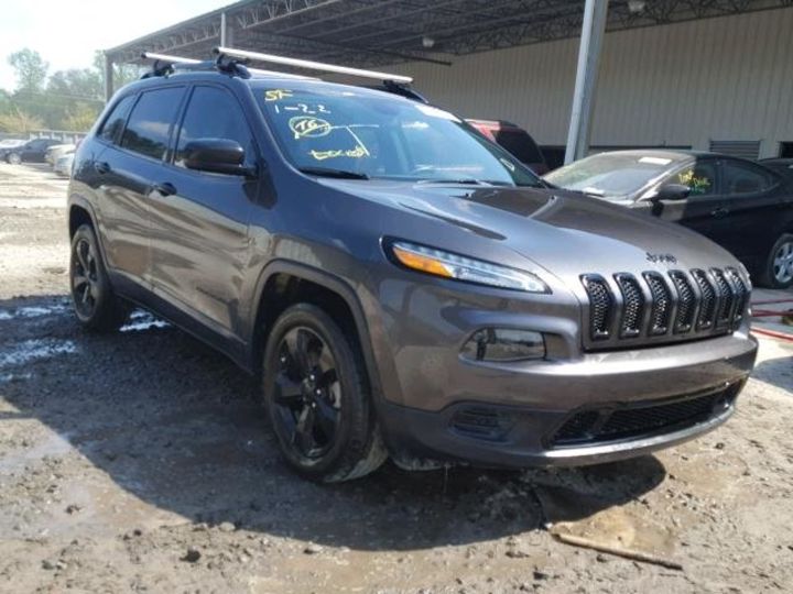 Продам Jeep Cherokee Sport 2016 года в Запорожье