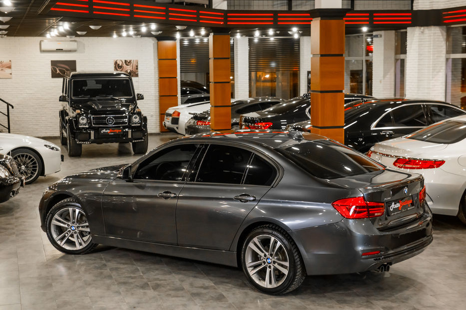 Продам BMW 328 i X-Drive 2016 года в Одессе