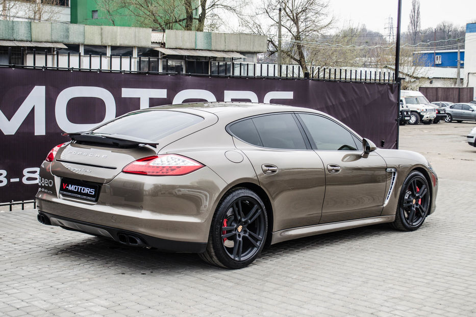 Продам Porsche Panamera Turbo  2011 года в Киеве