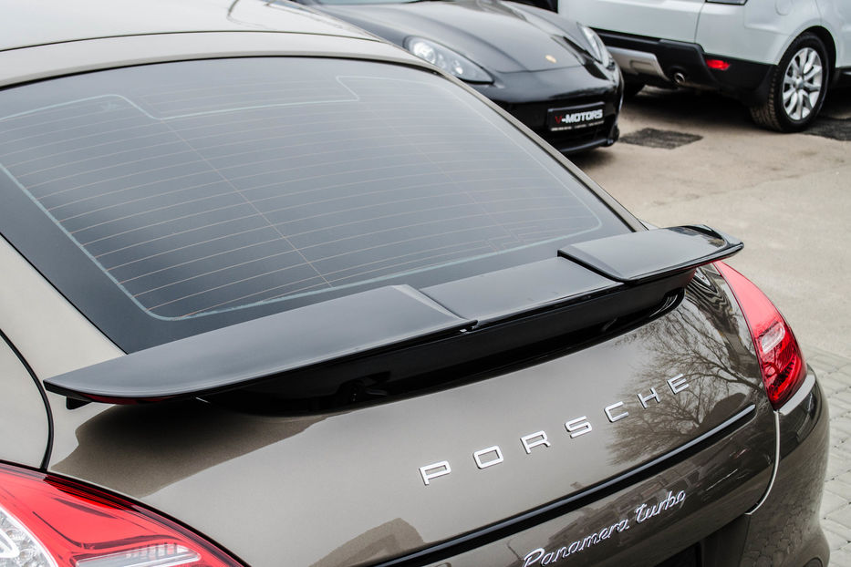 Продам Porsche Panamera Turbo  2011 года в Киеве