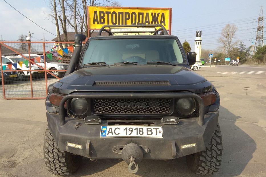 Продам Toyota FJ Cruiser 2008 года в Харькове