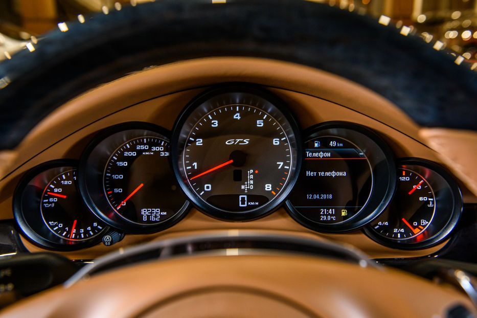 Продам Porsche Panamera GTS 2012 года в Одессе