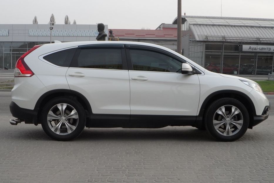 Продам Honda CR-V 2014 года в Днепре