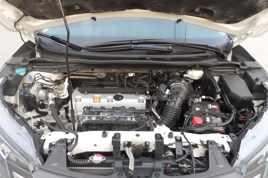 Продам Honda CR-V 2014 года в Днепре