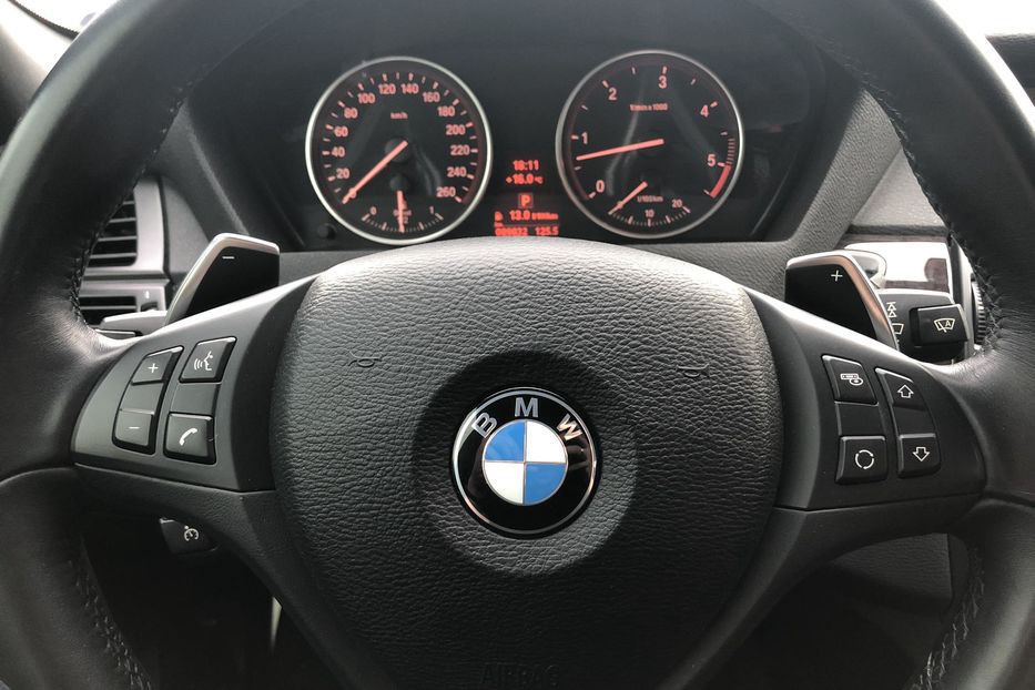 Продам BMW X5 X-Drive M-packet 2012 года в Днепре