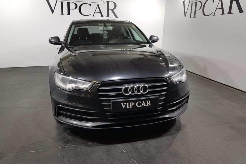 Продам Audi A6 2013 года в Киеве