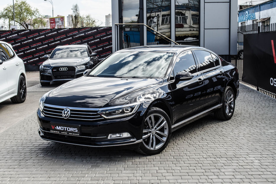 Продам Volkswagen Passat B8 Highline  2016 года в Киеве