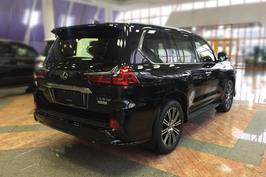 Продам Lexus LX 570 SPORT 2018 года в Киеве