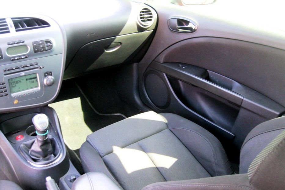 Продам Seat Leon 250 Л.С 2010 года в Киеве