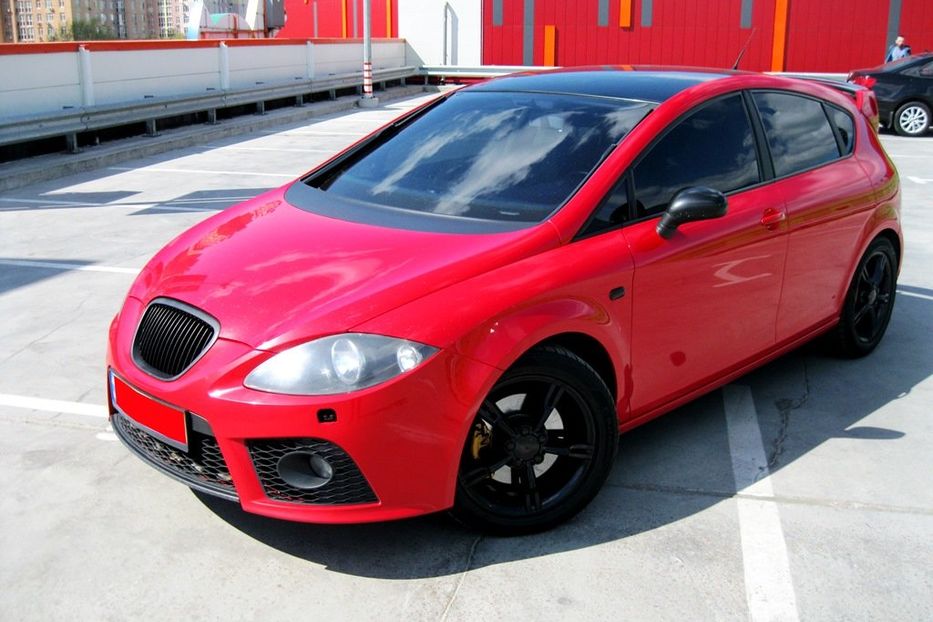 Продам Seat Leon 250 Л.С 2010 года в Киеве