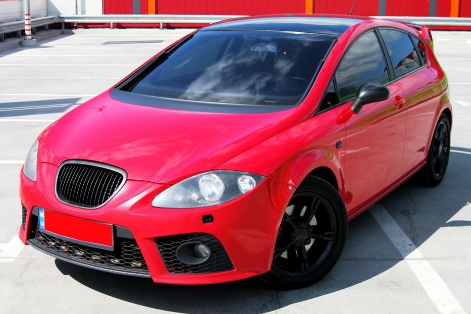 Продам Seat Leon 250 Л.С 2010 года в Киеве