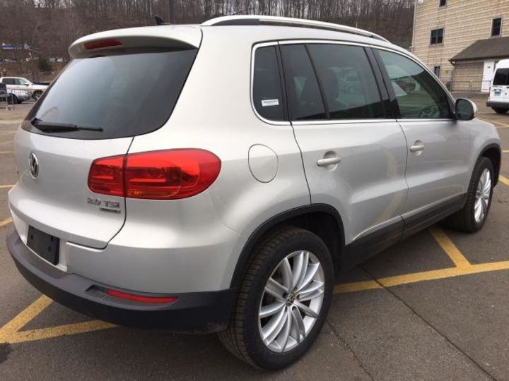 Продам Volkswagen Tiguan S 2013 года в Киеве