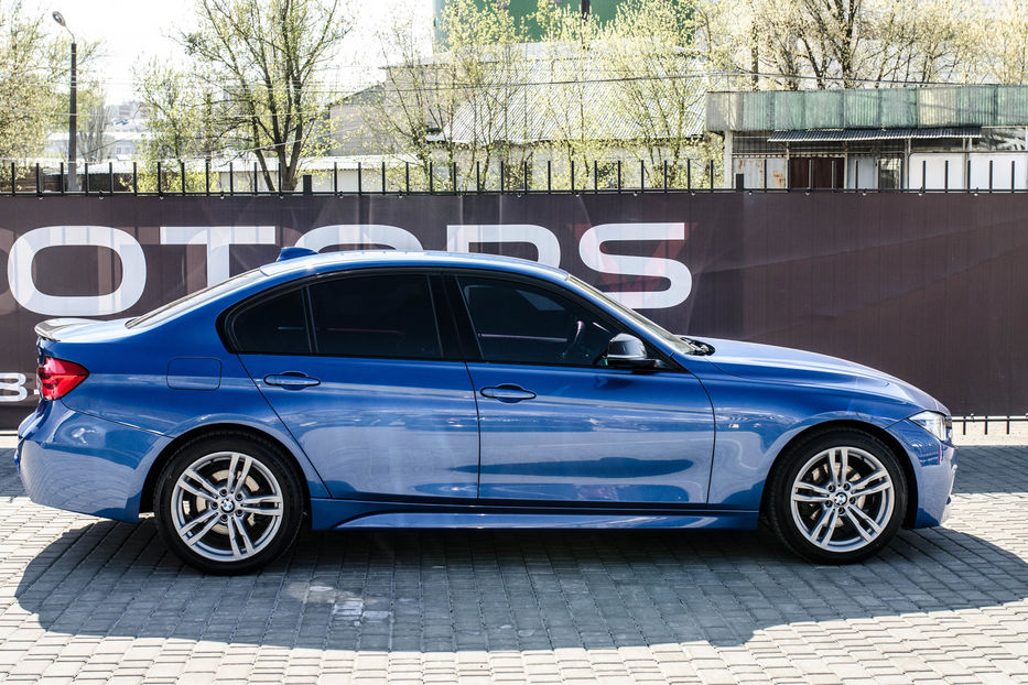 Продам BMW 320 Xdrive 2.0D 2016 года в Киеве