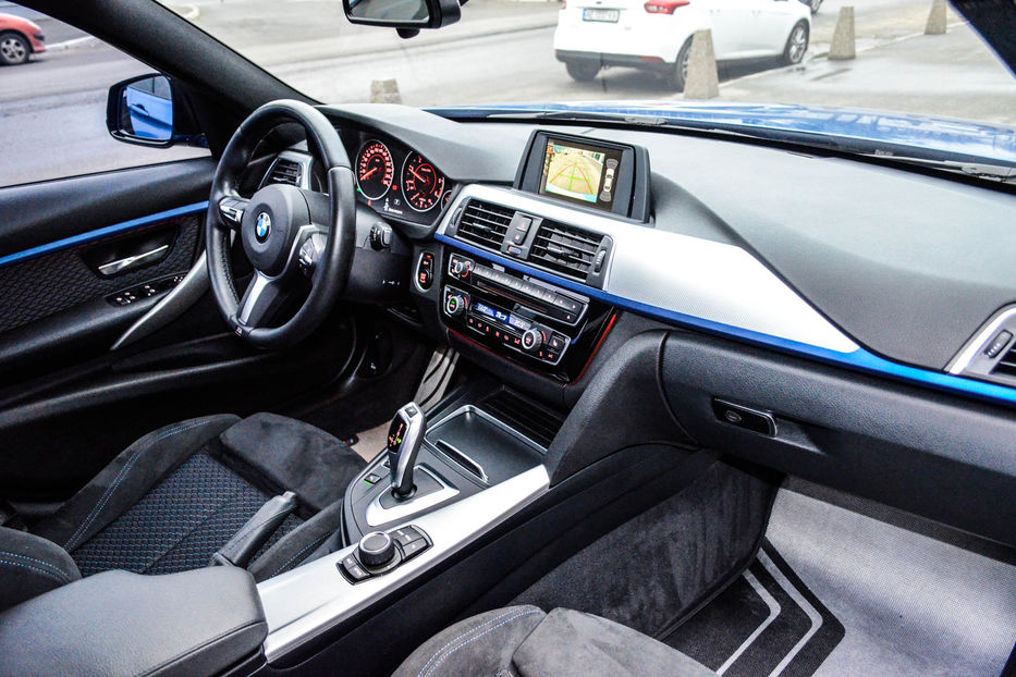 Продам BMW 320 Xdrive 2.0D 2016 года в Киеве
