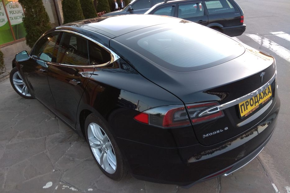 Продам Tesla Model S 85d 2016 года в Харькове